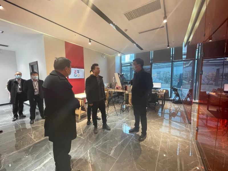 高新區(qū)管委會(huì)主任劉彥斌蒞臨泰投科創(chuàng)產(chǎn)業(yè)園開(kāi)展調(diào)研工作！
